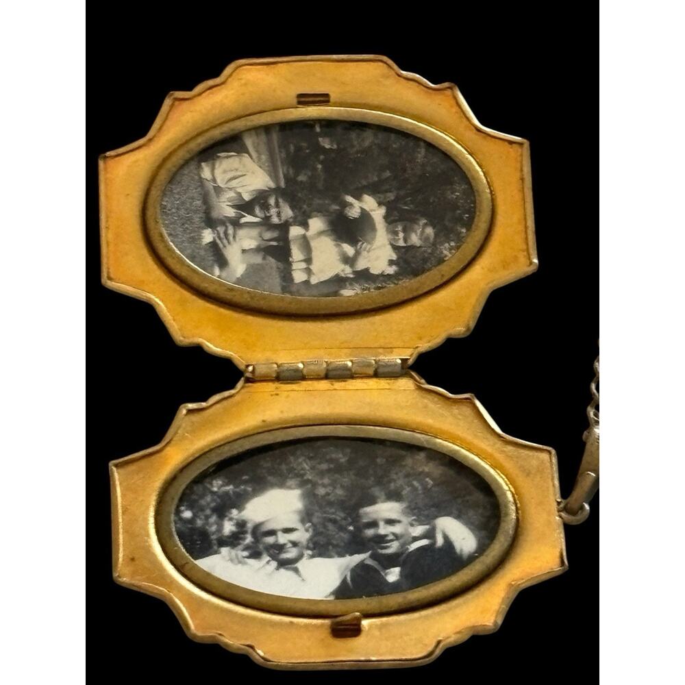 Art Deco Gold Filled Octagonal Locket 1920s w/ Original Photos 1.25 Vintage - Picture 2 of 9